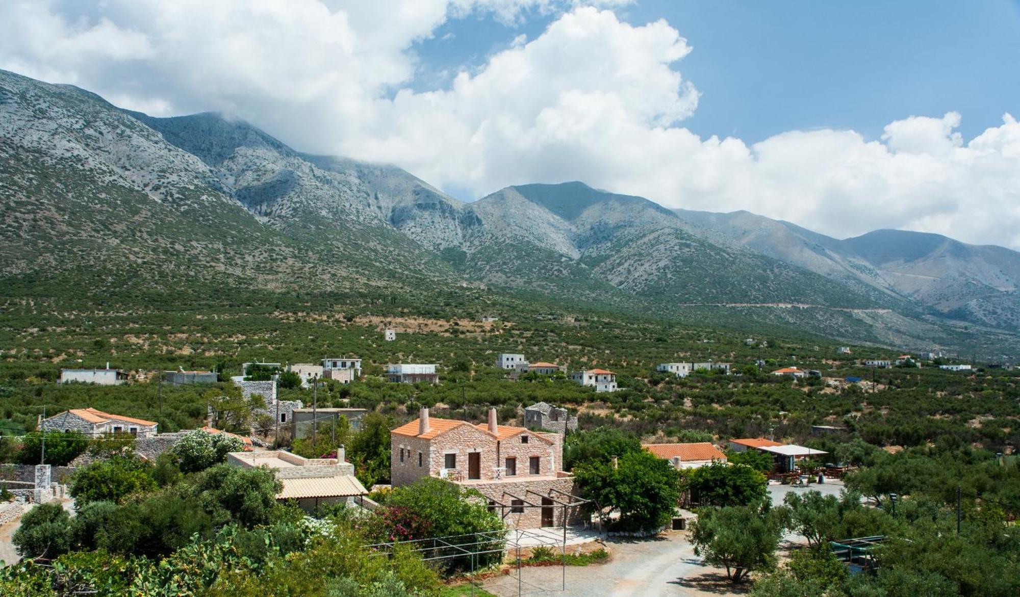 Guesthouse Toxotis Pyrgos Dirou Экстерьер фото
